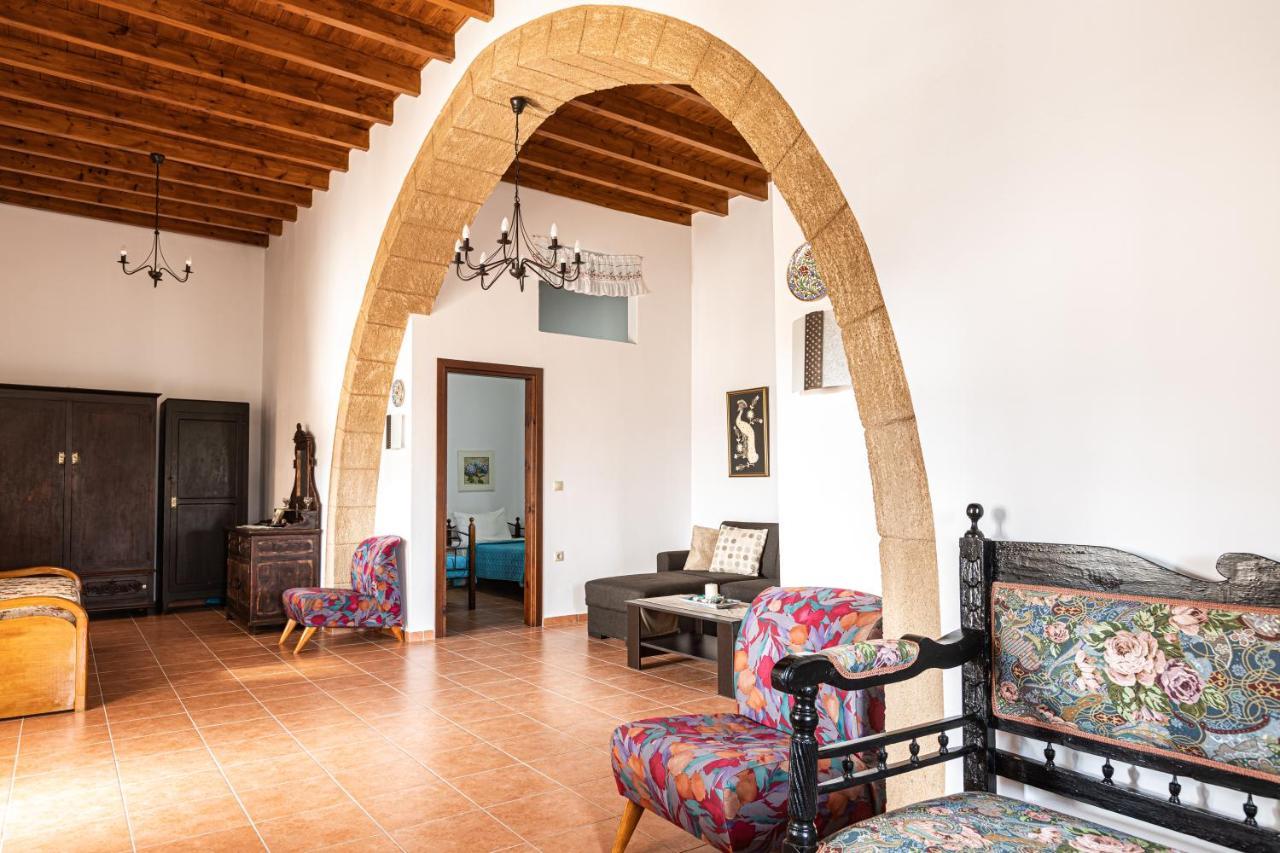 Casa Theoni * Kattavia