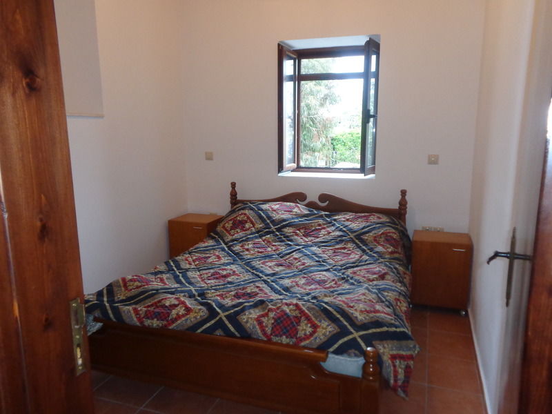 Casa Theoni