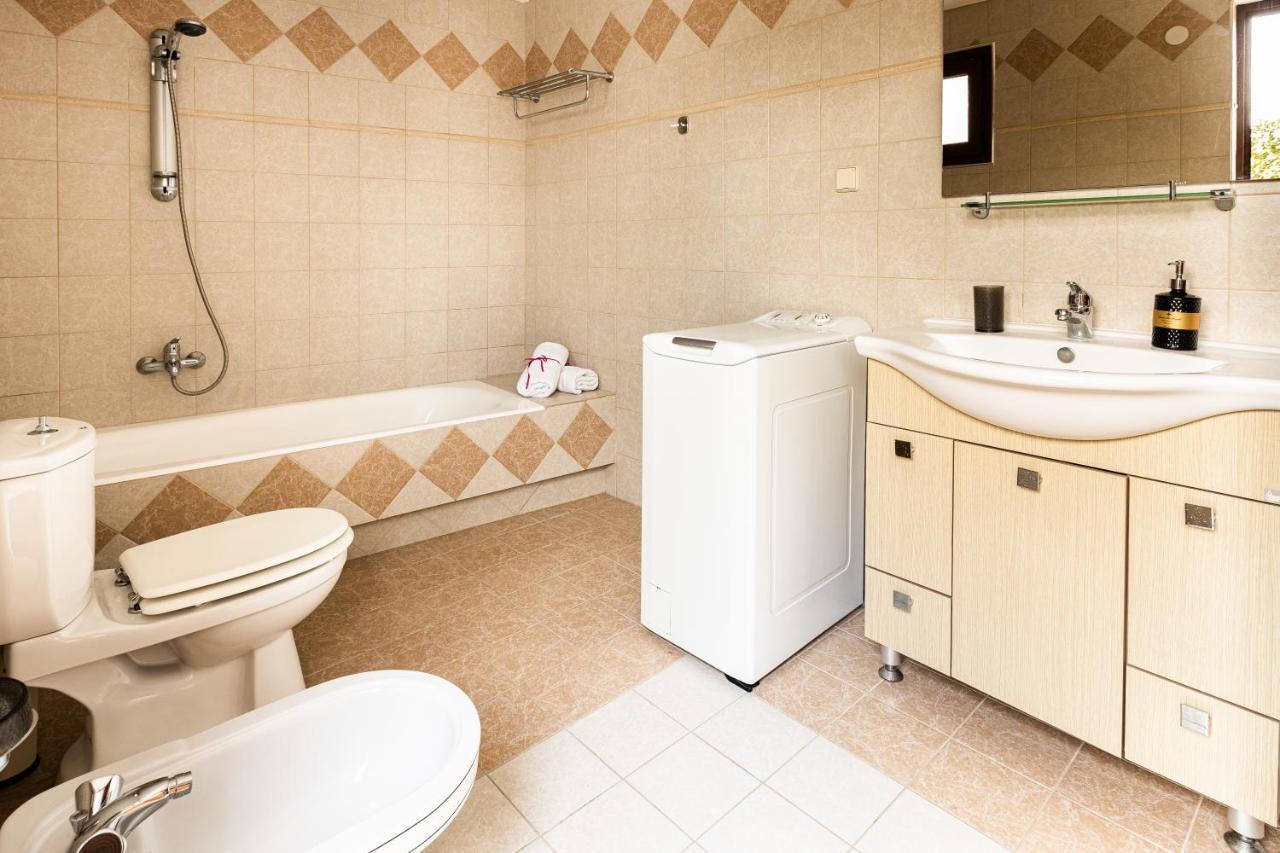 Holiday home Casa Theoni